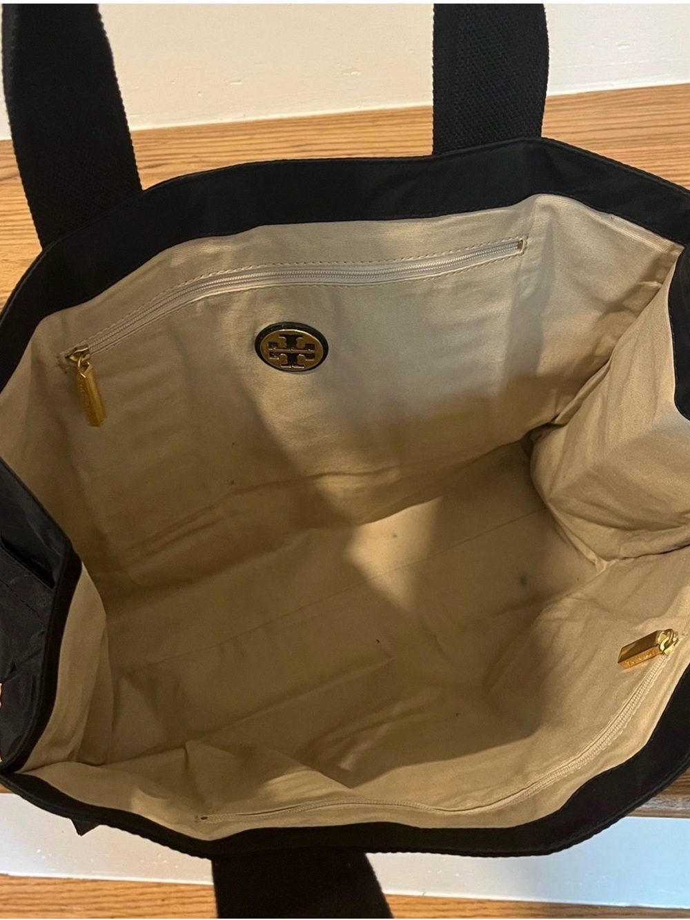 Tory Burch Black Nylon Tote with Patent Trim - Picture 4 of 4